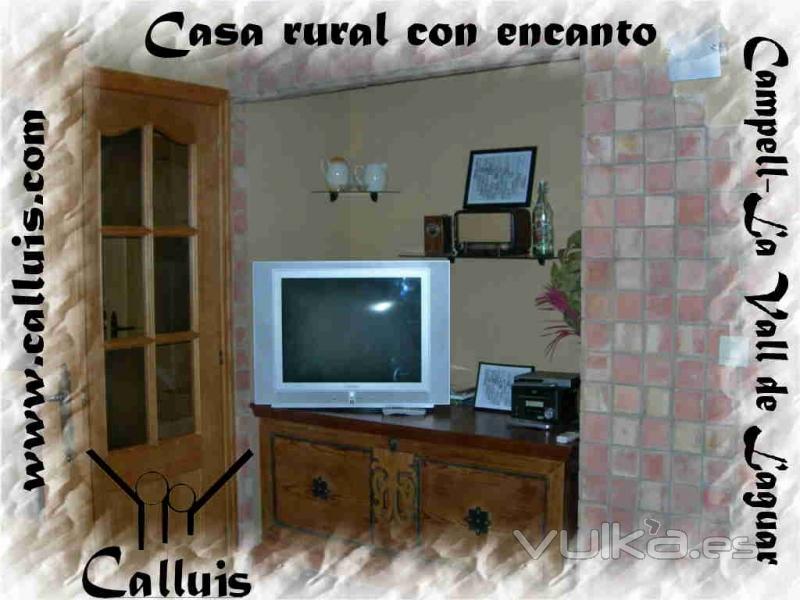 Televisin, TDT, DVD, Radio, fotos en casa rural