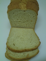 Pandemo,nico pan de molde moreno,tierno,sabroso y en formato especial para tostadora,el pan que ms aguanta tierno.