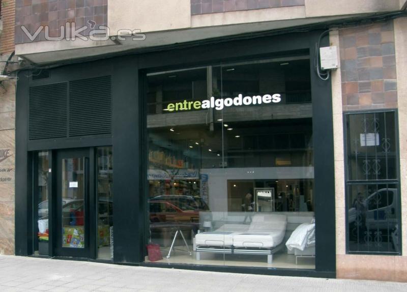 Vista frontal tienda en calle juan antonio fernandez 23, tudela