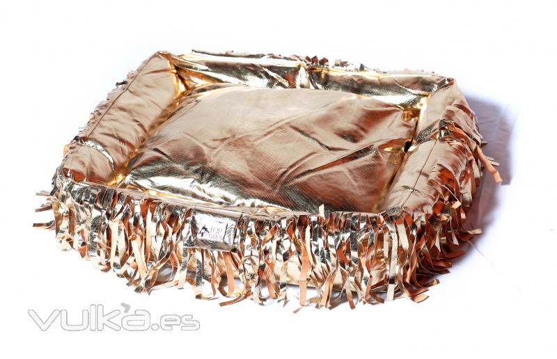 Gold Snake Bed Top Guau www.topguau.com