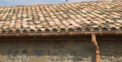 Canal ceramica para recoger las aguas pluviales y desague ceramico manual