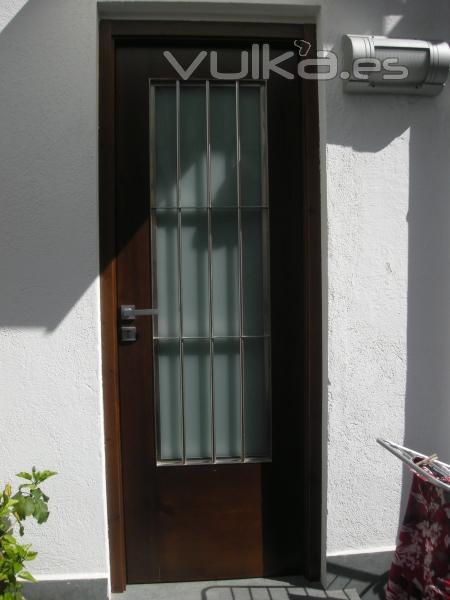 Puerta exterior especial