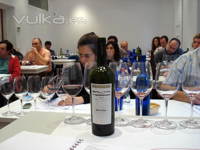 cata de Vinos de Bulgaria S.L. en la Unin Espaola de Catadores, Madrid, 12 de mayo