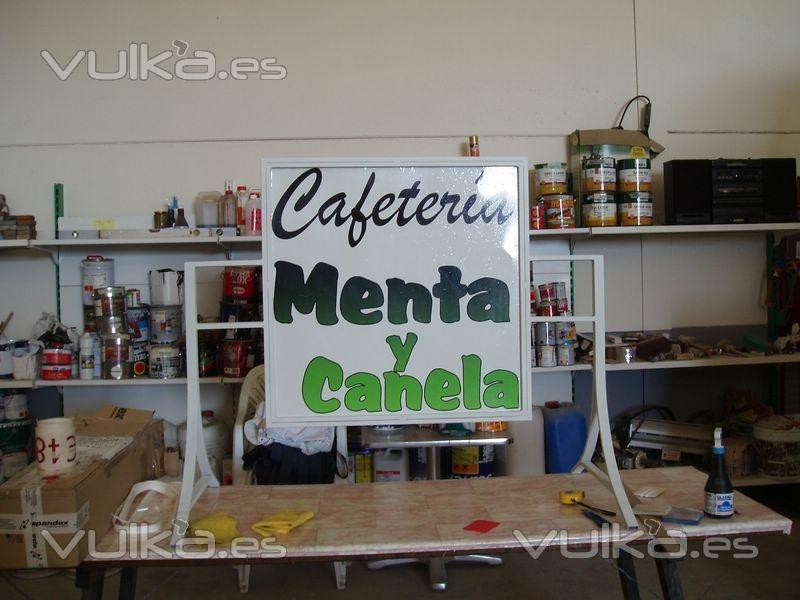 Vallas menta y Canela