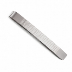 Aguja de corbata en titanio