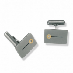 Gemelos de titanio
