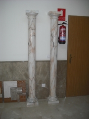 Columnas marmol portugues