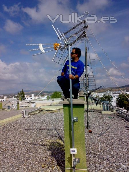 DOMO ELECTRA TELECOMUNICACIONES, INSTALADORES AUTORIZADOS.