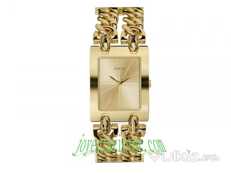 Reloj GUESS TREND  Esfera en dorado cepillado brillante. El reloj es ajustable manualmente con cierres G-LINKS.   ...