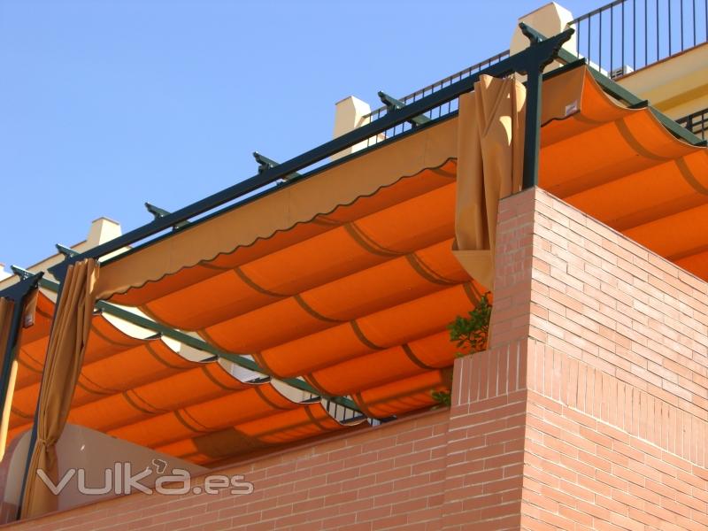 Toldo de palilleria de aluminio con pergola de aluminio