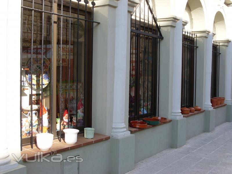 Vista de la fachada desde la calle.