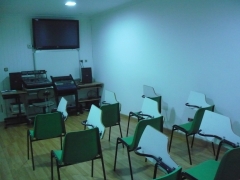 Sala de audio y sonorizacion de microescuela, para cursos y seminarios, climatizada