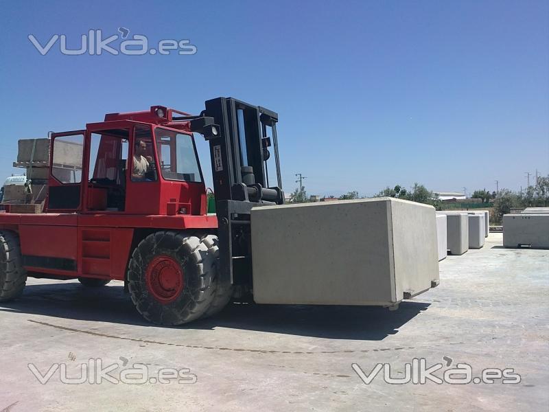 KALMAR DB28-1200, MASTIL DUPLEX , ELEVACIN LIBRE , ALTURA 380, ANCHO 345MM 