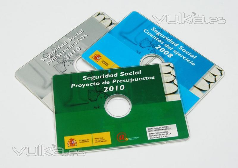 Disponemos de todos los formatos de CD y DVD. COn forma de tarjeta rectangular, ovalada, mini cd, mini DVD, etc...