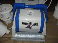 Robot limpiador de piscinas tiger shark