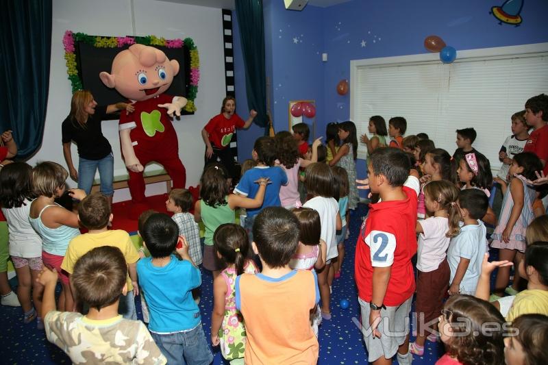 Animacin infantil con bailes y canciones