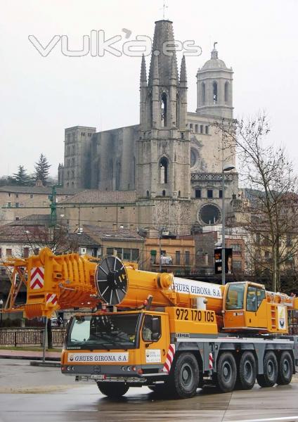 GRUAS EN GIRONA