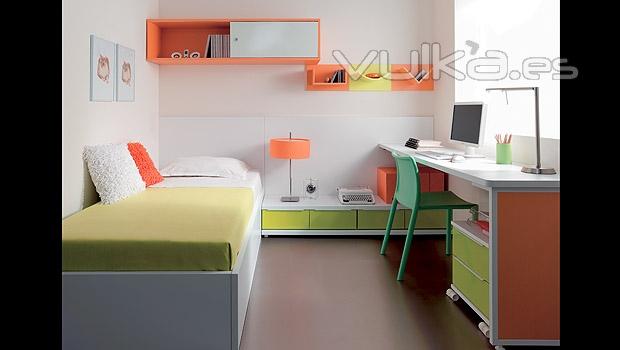 Dormitorio juvenil con compacto y zona estudio