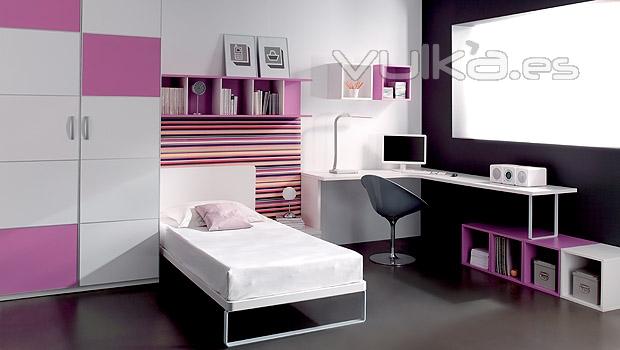 Dormitorio juvenil con cama con panel tapizado