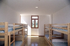 Habitación de 8 plazas con baño del Albergue de Turismo Rural ACTIO