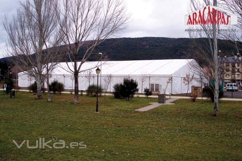 Carpa a dos aguas de 25 metros de prtico