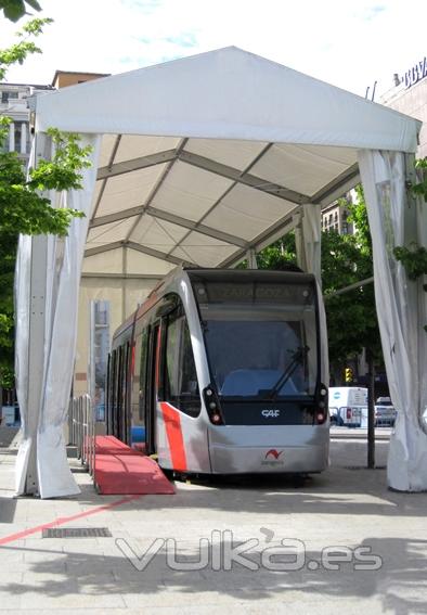 Carpa especial para el tranva de muestra de Zaragoza