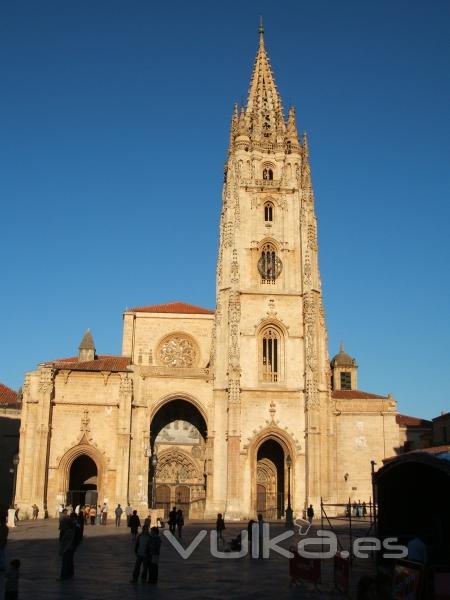 MILIMPIO CATEDRAL DE OVIEDO