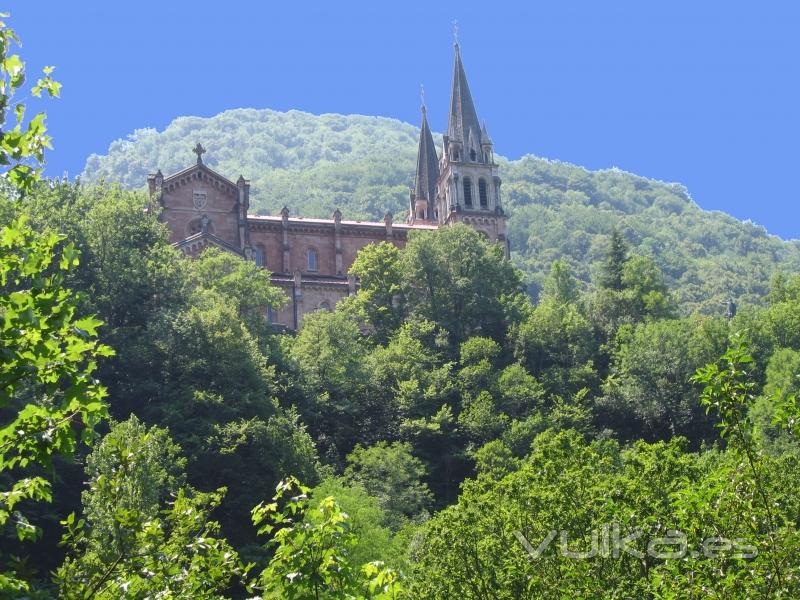 MILIMPIO BASILICA COVADONGA 1