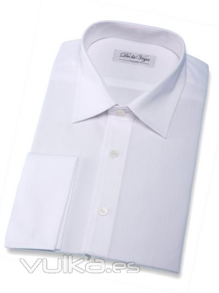 Sastrería DelaVegaTailors Camisa cuello italiano y puño francés