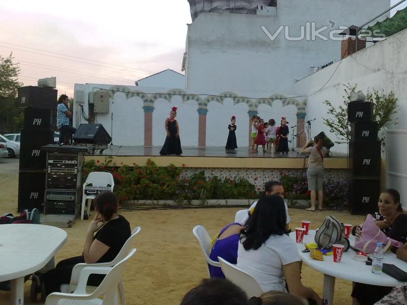 escuela de baile flamenco de almodovar  PH SOUNDS