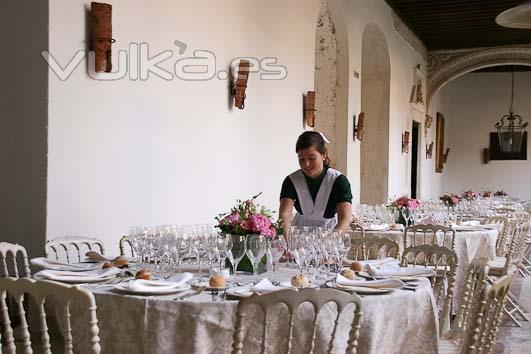 Mesa boda con doncella