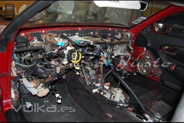 Tapizado Toyota Celica . Vista durante el desmontaje 