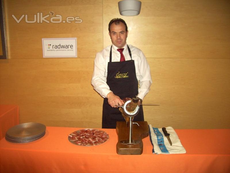 Servicio de corte de jamón en Radware