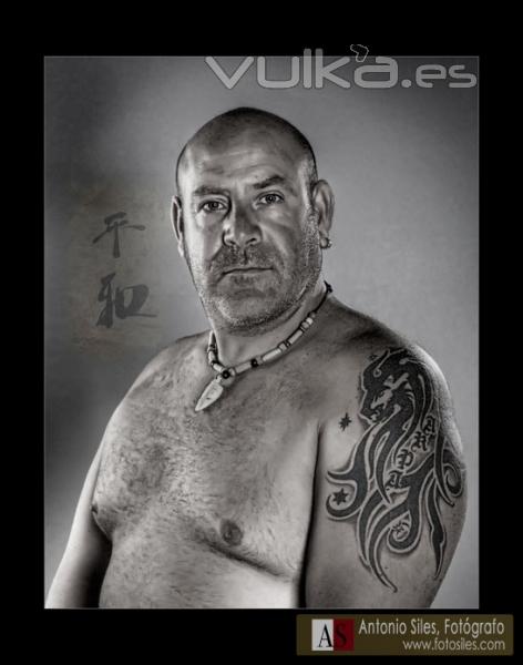 CHICO-BOOK-FOTO-ESTUDIO-FOTOGRAFO-ALMERIA-TATOO-TATUAJE