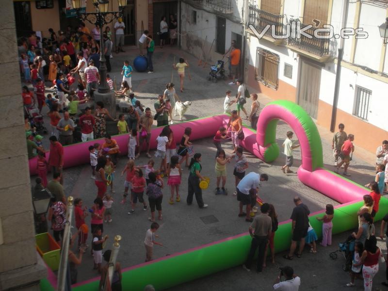 ESCUELA DE CIRCO FABIGAN, 500m2 de actividades circenses donde pequeos y mayores disfrutaran de la magia del circo.