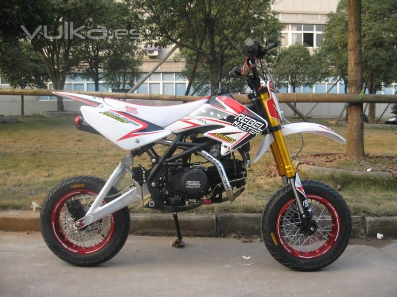 rebel master falkon 150, supermotard