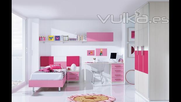 Cama con cabezal tapizado en colores rosa y fucsia