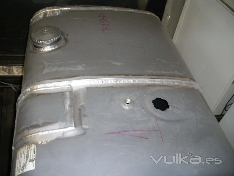 modificacin depsito de aluminio de gasoil con soldadura de aluminio con tig  para compartimento estanco  de 