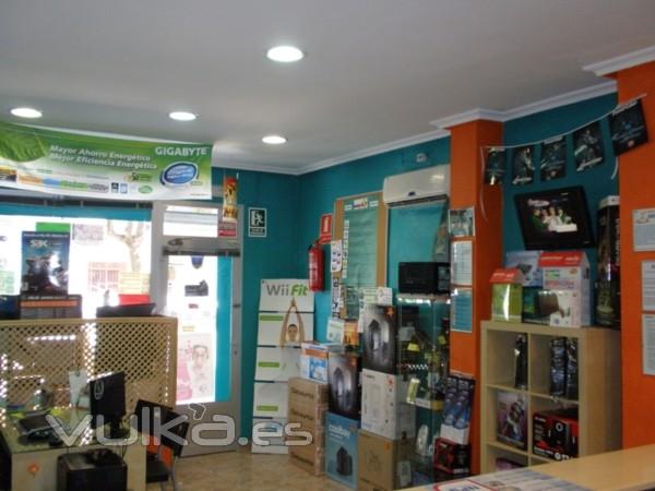 Interior Tienda APP Linares