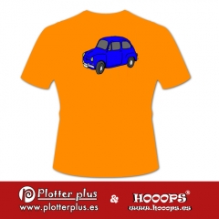 Camisetas hooops del 600 en plotterplus, una mezcla de objetos cotidianos y colores intensos en la coctelera, un