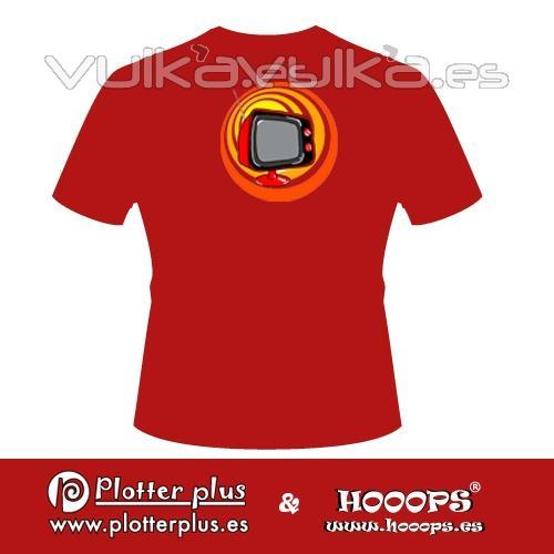 Camisetas Hooops Pop TV en Plotterplus, una mezcla de objetos cotidianos y colores intensos en la coctelera, un ...