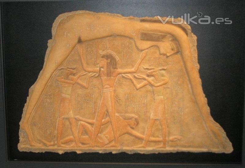 Relieve inspirado del Papiro Greenfield, XXI Dinasta, Egipto.   87x60x4 cm.