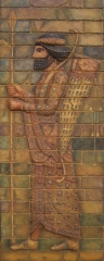 Friso de los inmortales sala del trono del palacio real de dario i, en susa, siglo v ac   48x116x3 cm