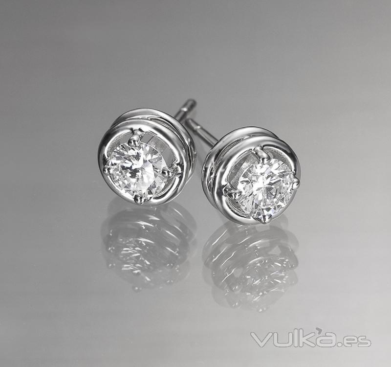 Pendientes solitario brillantes