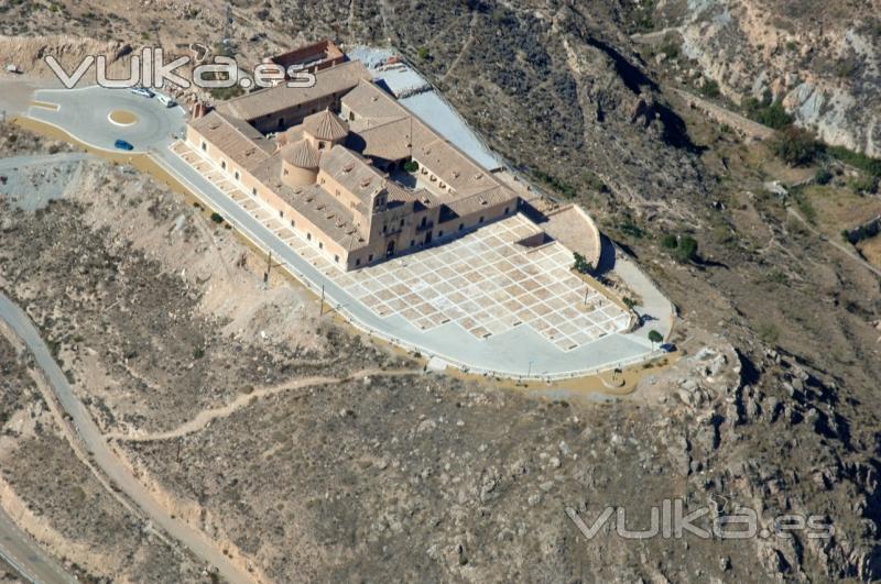 Imagen Santuario del Saliente domde se ubica la Hospederia - Restaurante Virgen del Saliente