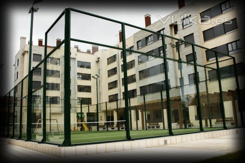 Pista de padel de cristal