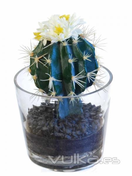 Cactus artificiales de calidad. oasisdecor.com Cactus artificial en maceta de cristal.