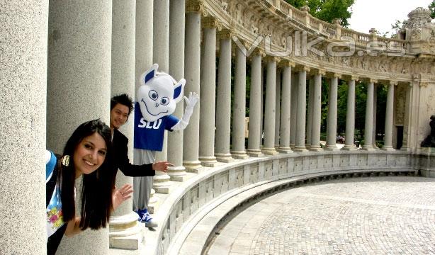 El Billiken de visita por Espaa