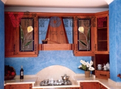 Vidrieras emplomadas para puertas de muebles de cocina.