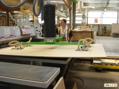 Manipulador industrial para paneles, tableros y/o chapas